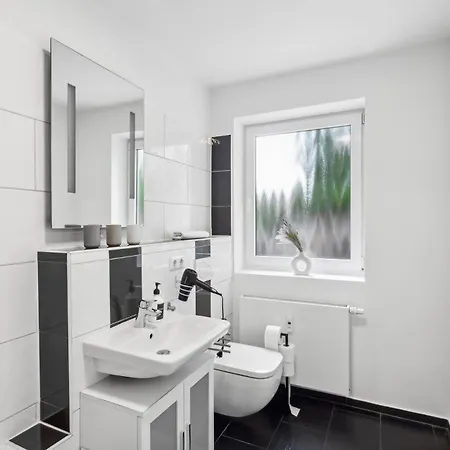 Apartamento Komfort Kueche Balkon 3 Zi *