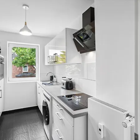 Appartamento Komfort Kueche Balkon 3 Zi *